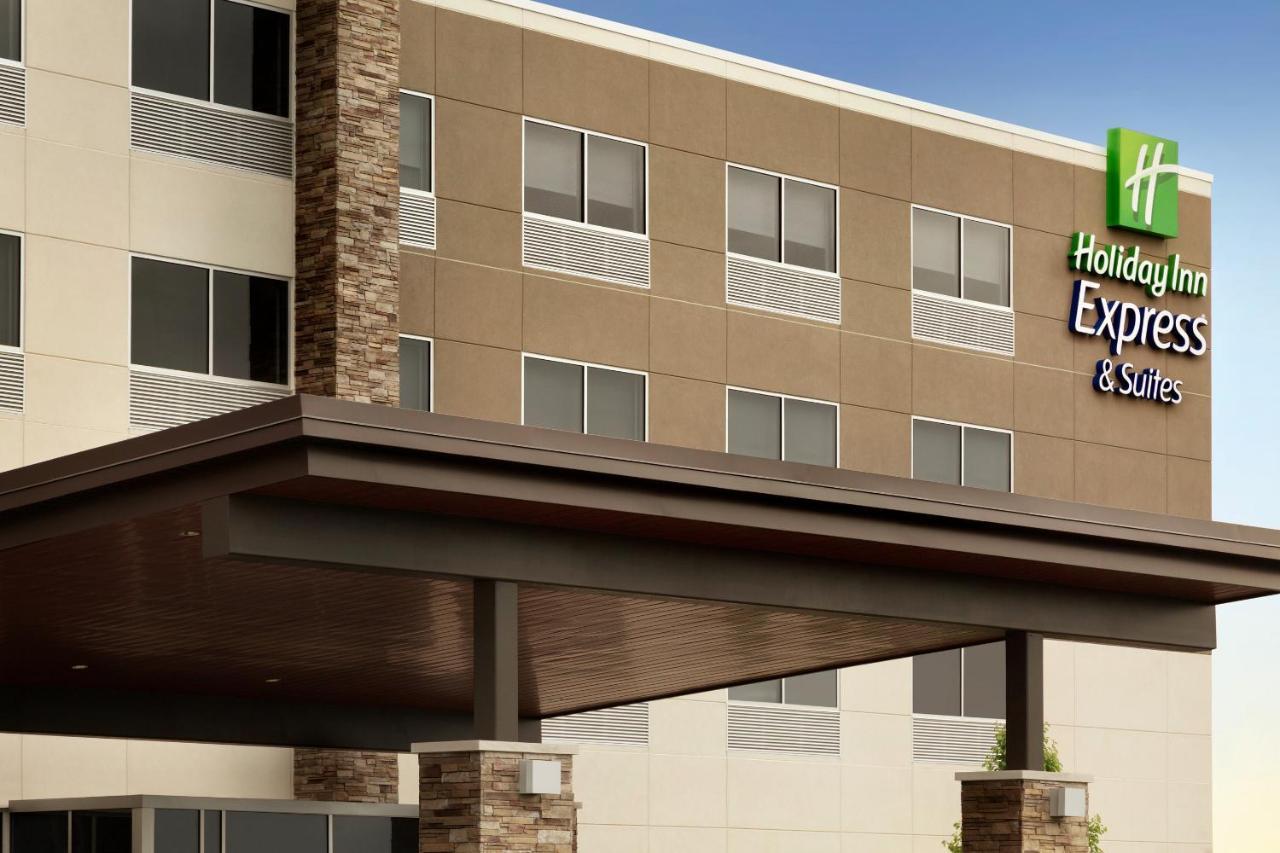 Holiday Inn Express & Suites - Milwaukee West Allis By Ihg Екстер'єр фото