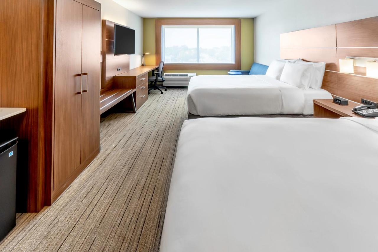 Holiday Inn Express & Suites - Milwaukee West Allis By Ihg Екстер'єр фото